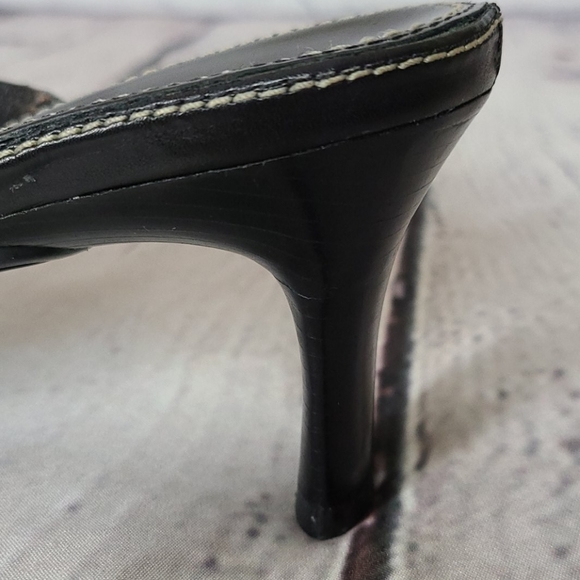 Cole Haan black leather strappy sandals, 9.5 - Picture 15 of 15